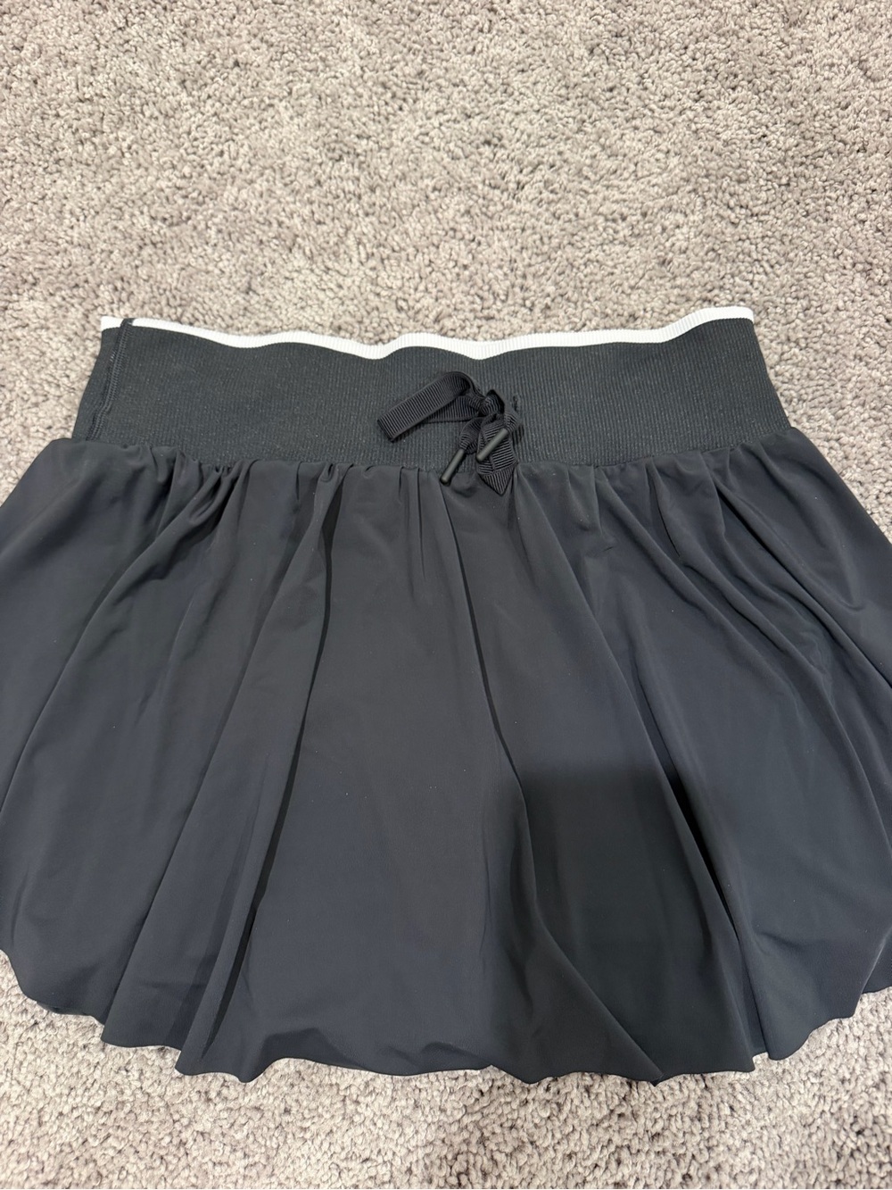Women’s All in Motion Black Athletic Skort with Drawstring Waist Size Small EUC - Picture 2 of 6